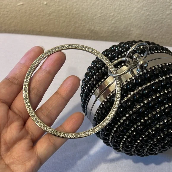 Badgley Mischka Deco Sphere Clutch Wristlet Bag - Picture 3 of 8